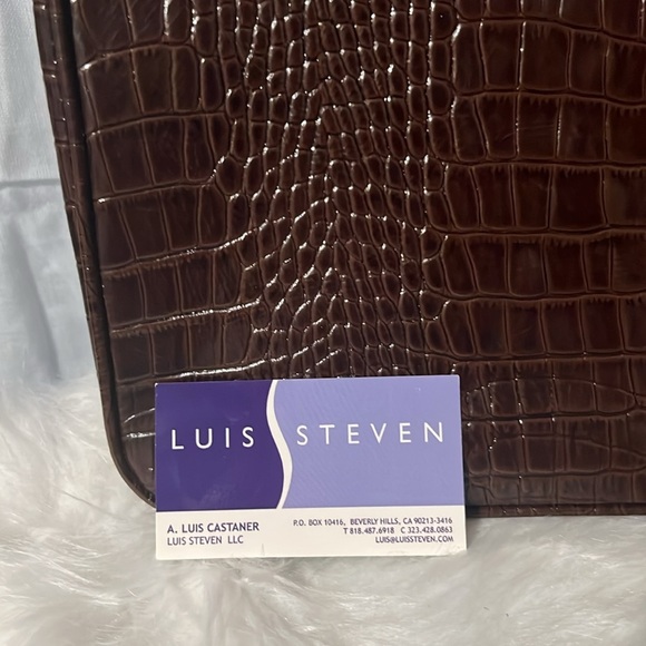 Luis Steven Leather Crocodile Pattern Crossbody - Picture 5 of 12